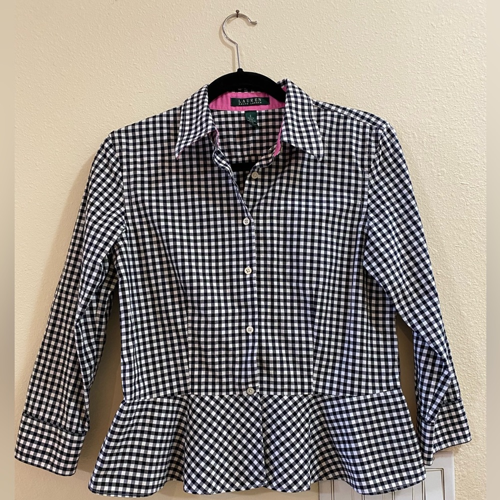 Lauren Ralph Lauren. Black and White Button Down Peplum Shirt. Size: 6.